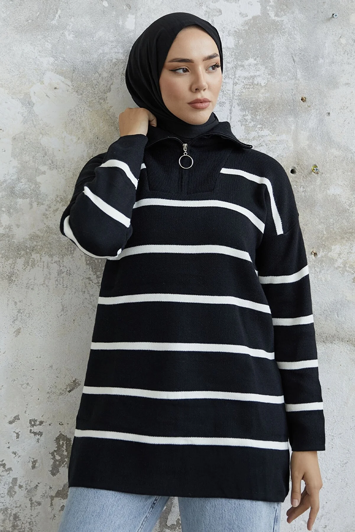 InStyle Maroya Striped Knit Sweater - MS00RF12921 - 100% Acrylic Fabric