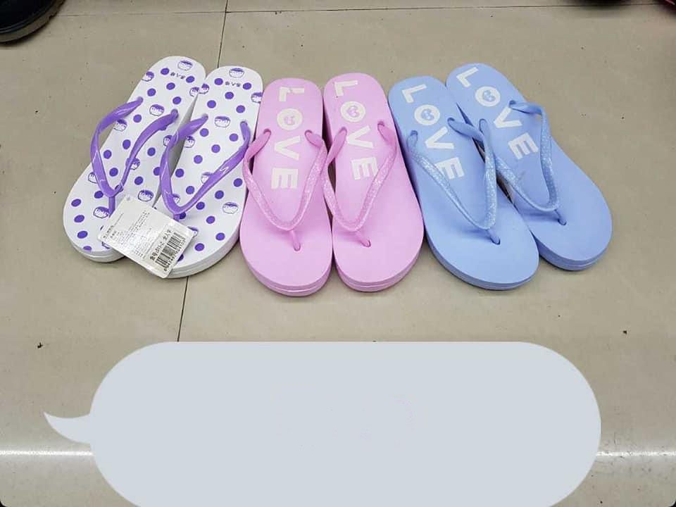 Women's slippers