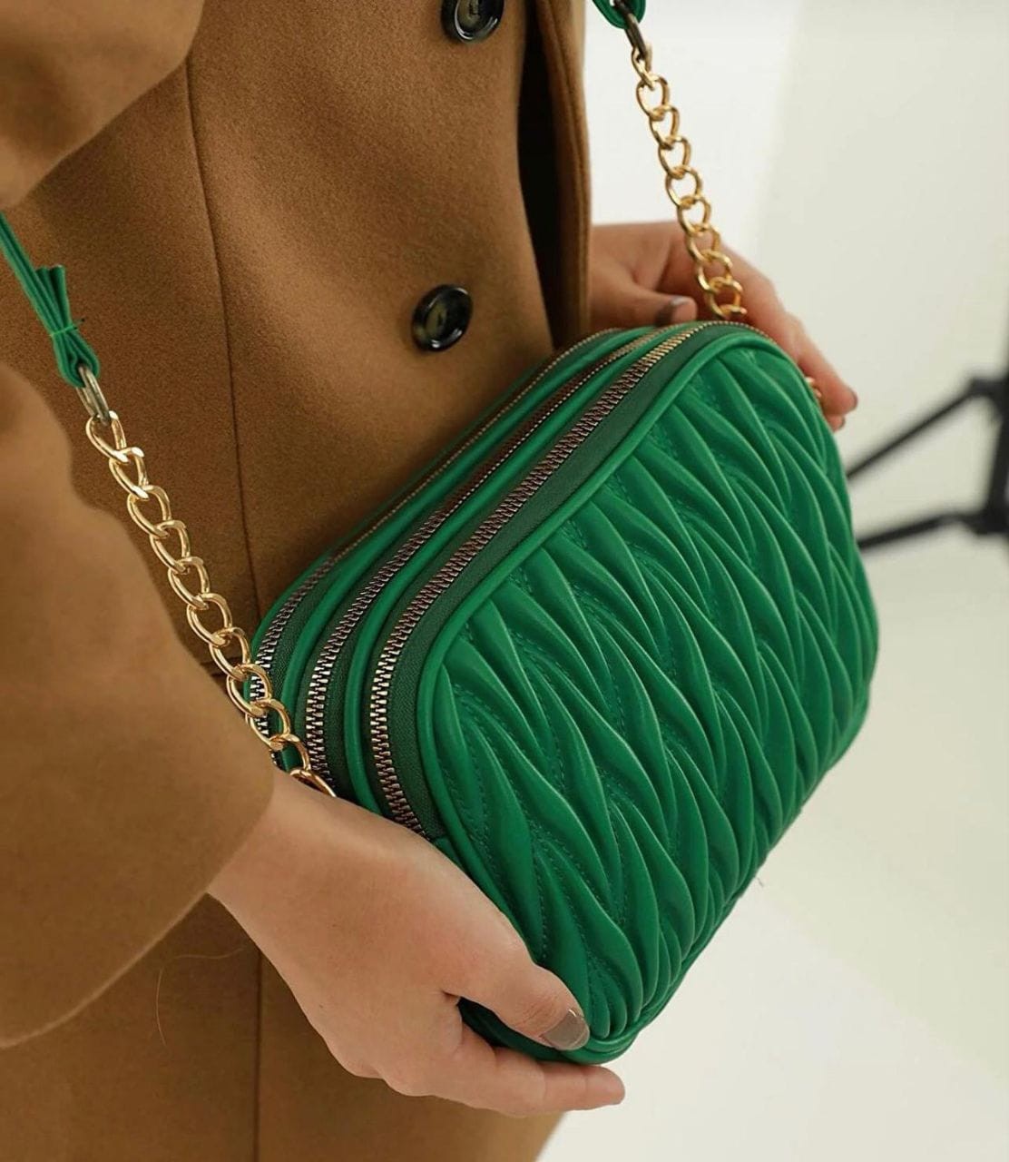 hand bag